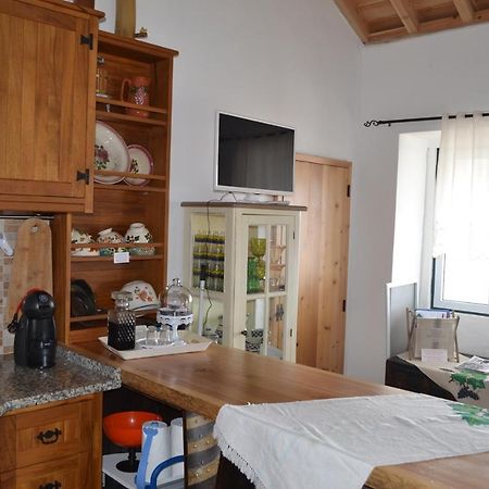 Casinha De Muda Da Feteira Villa อังกรา ดู เอโรอิสโม ภายนอก รูปภาพ